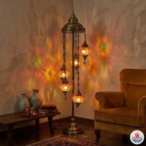 Şık salon köşeleri için otantik tasarım 5 camlı mozaik lambader aydınlatma